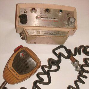 Vintage Motorola Mocom 70 Private Line Radio TCN6098CK Microphone & Cord TMN6020